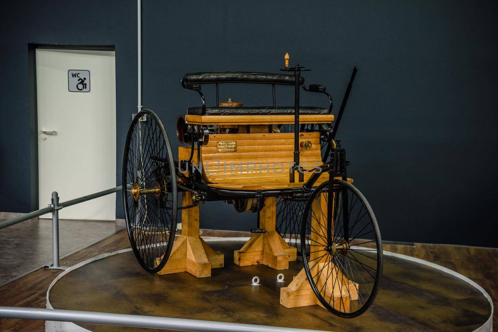 SINSHEIM, GERMANY - MAI 2022: Benz patent motor car Model 1 1886 by Eagle2308