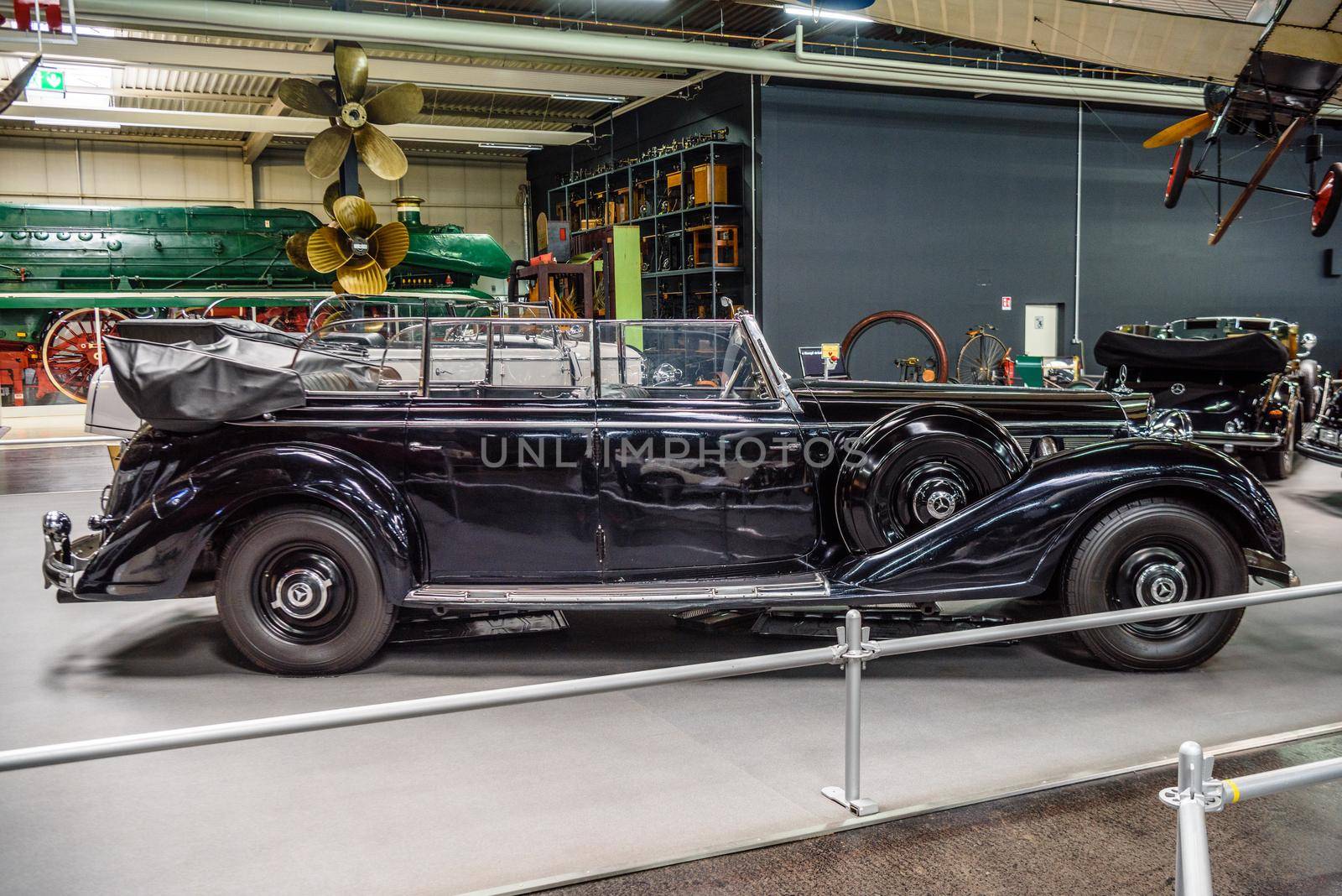 SINSHEIM, GERMANY - MAI 2022: silver black Mercedes Benz G 4 1938 110ps