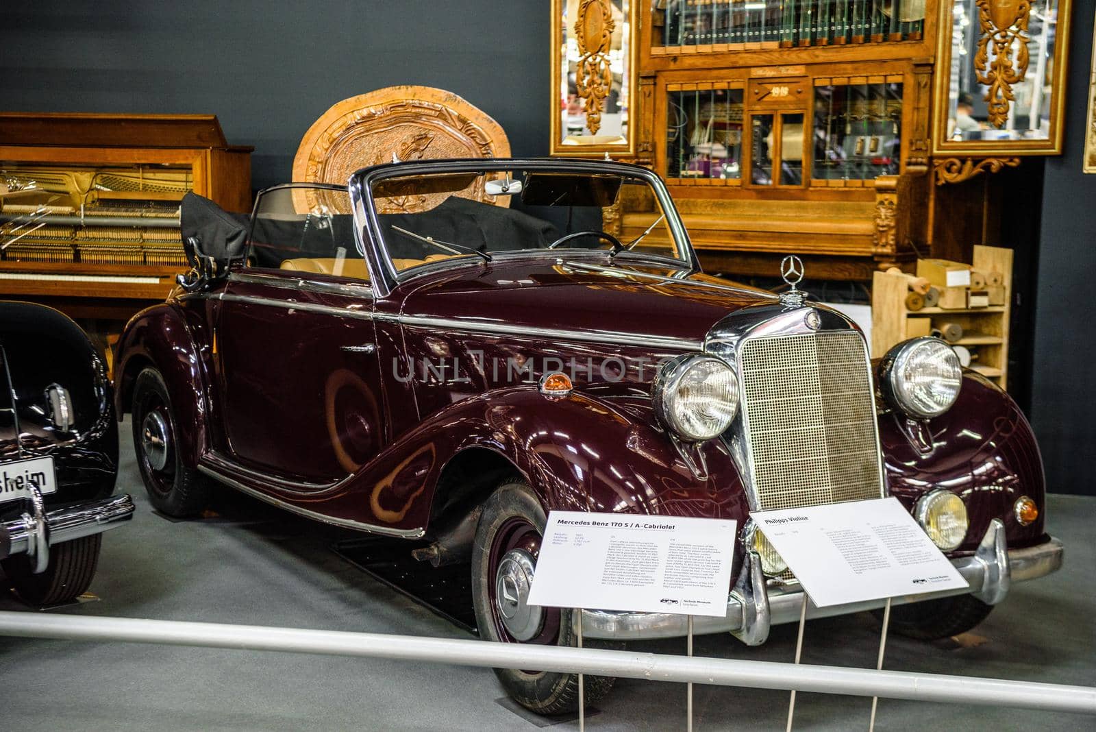 SINSHEIM, GERMANY - MAI 2022: brown maroon Mercedes Benz 170 S A cabriolet 1951 by Eagle2308