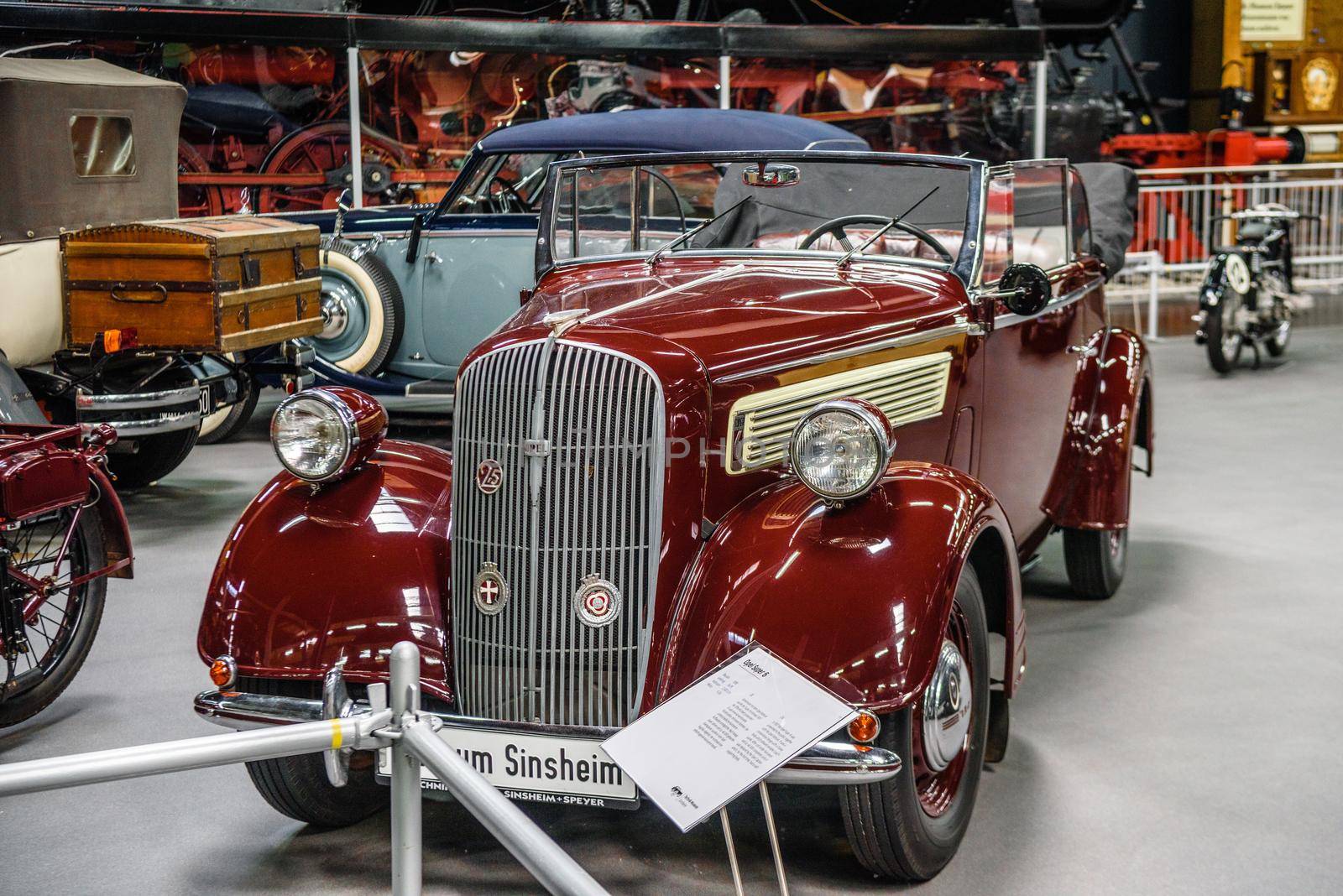 SINSHEIM, GERMANY - MAI 2022: red Opel Super 6 1938 54ps cabrio