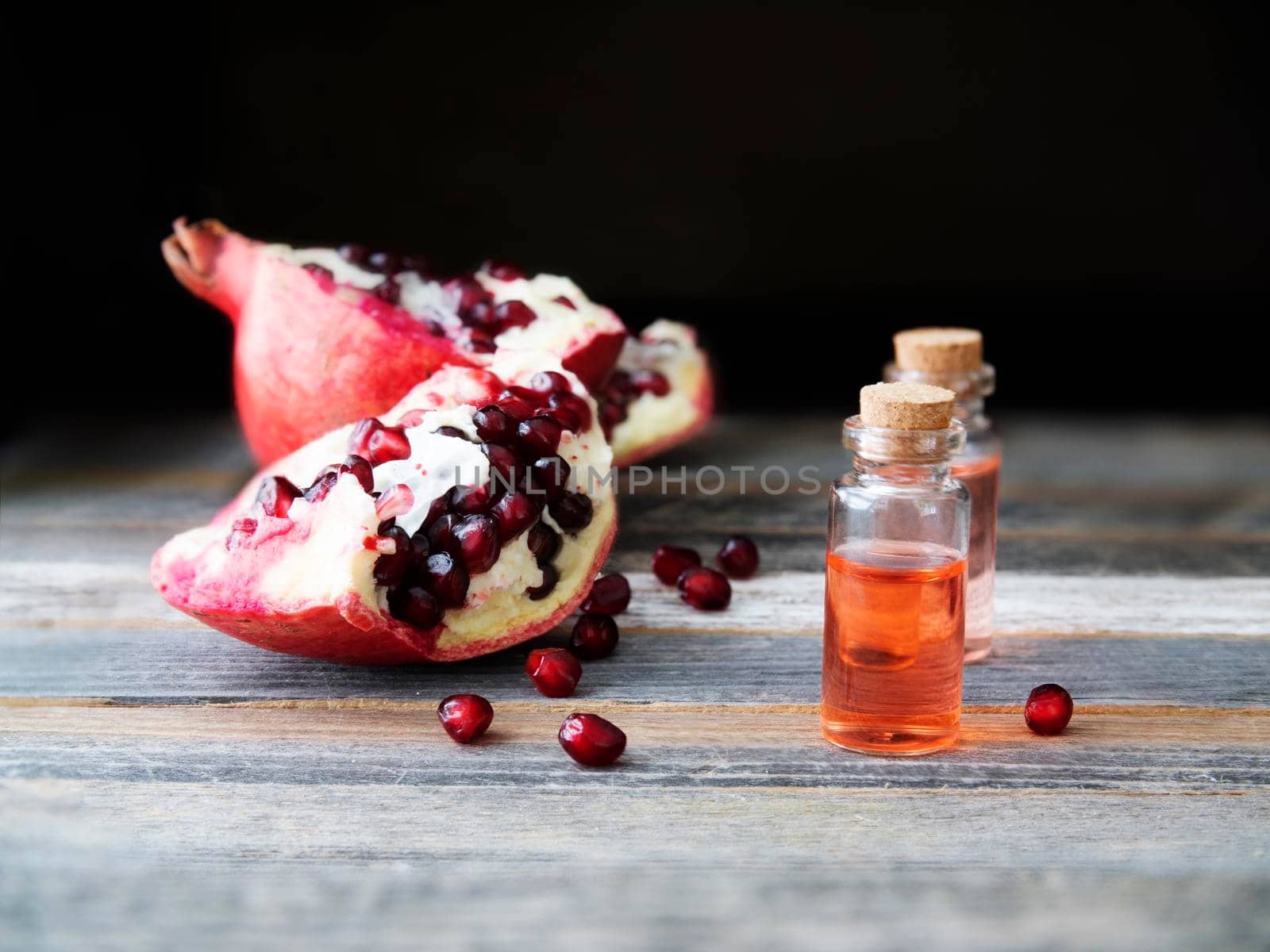 Pomegranate Extract by charlotteLake