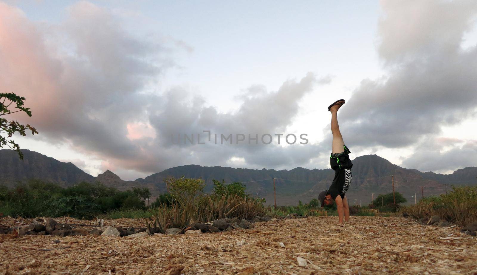 Man Handstands at Kahumana Farm by EricGBVD