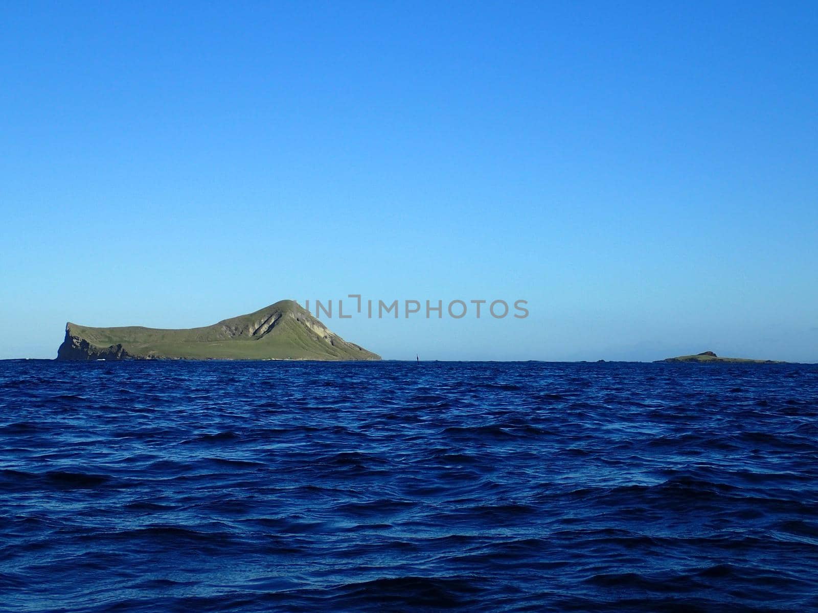 Rabbit and Rock Island in Waimanalo Bay by EricGBVD