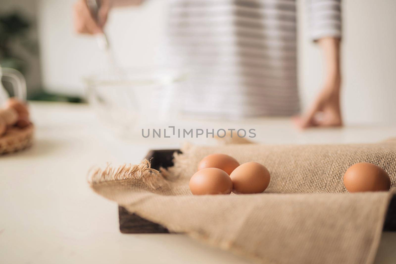 Ingredients to make a Cake