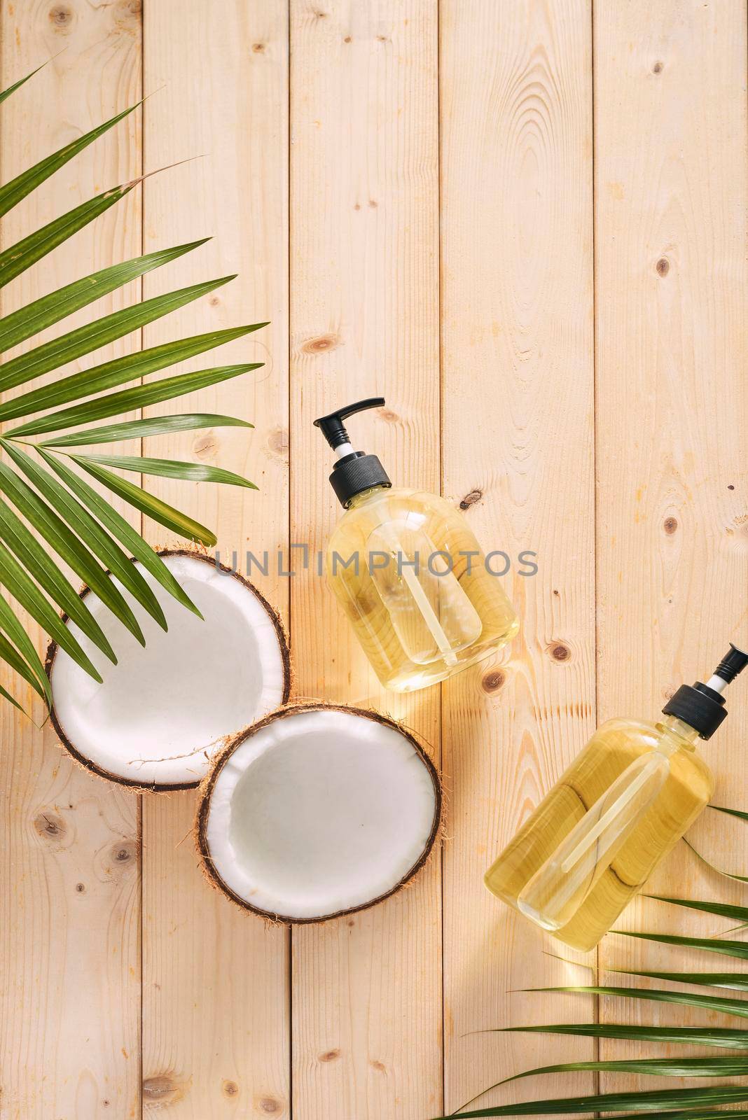 Homemade cosmetics coconut oil and lemon acid. Homemade soap and shampoo. Organic cosmetics. Eco friendly and organic. Beauty procedure. Spa and wellness