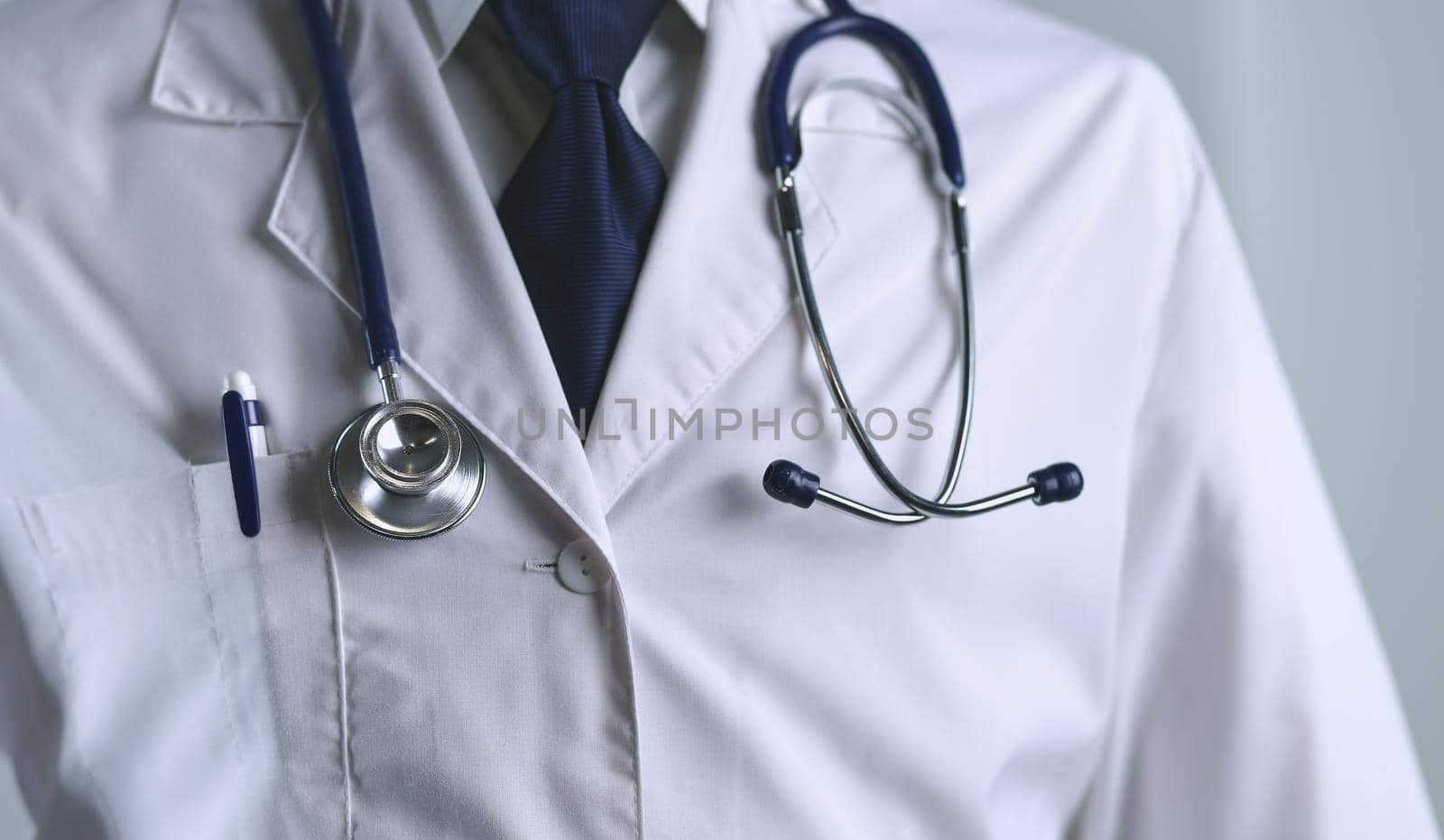 doctor in hospital worck doctor