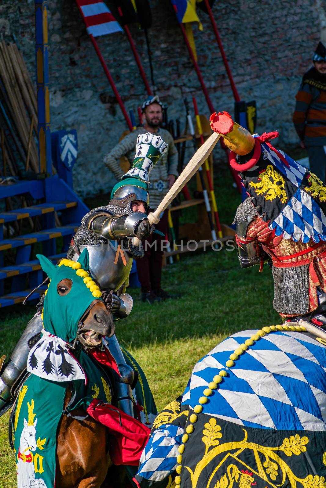 WYWAR CASTLE FEST, demonstrations of knightly fights Engravers on horseback in a sword duel