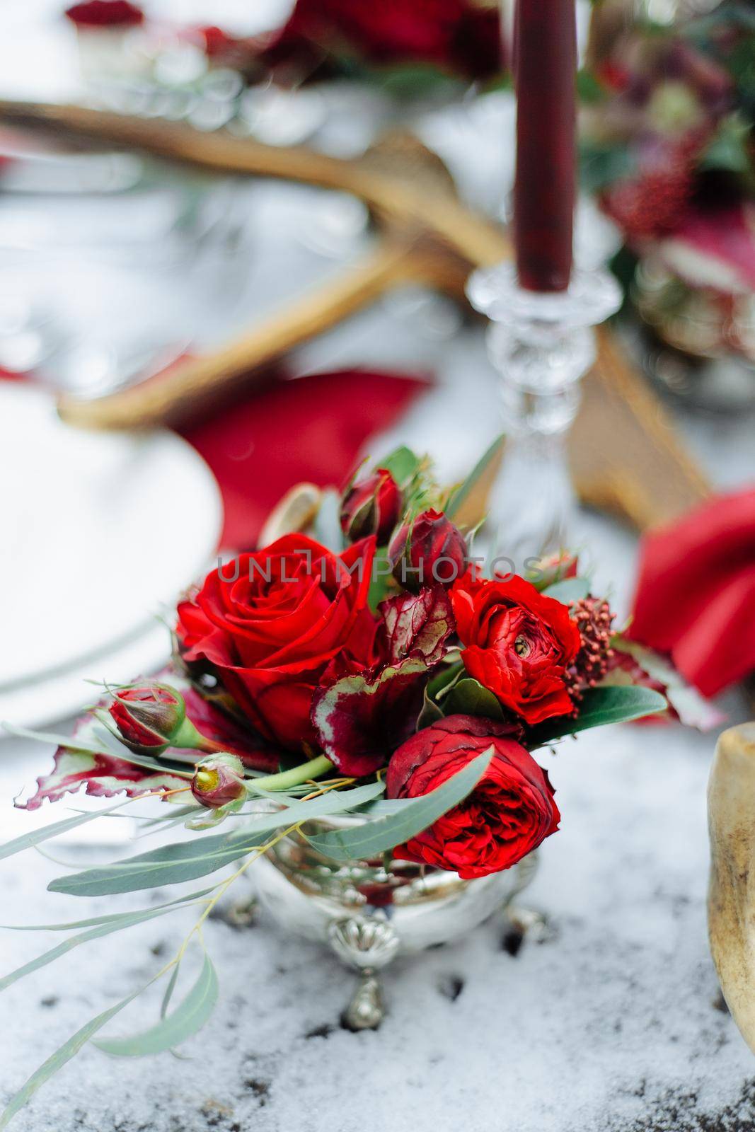 Winter Wedding decor with red roses