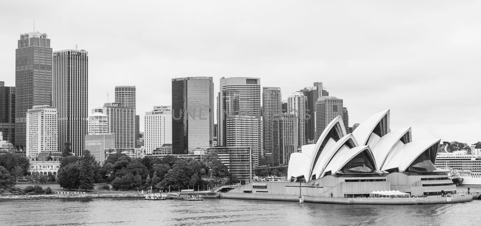 Sydney Opera House in Sydney, Australia, 2022 by vladispas