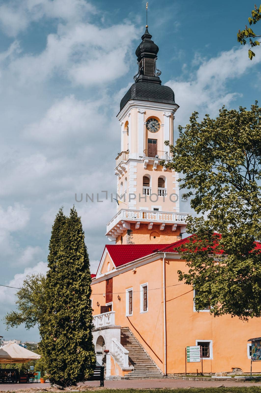 Kamyanets-Podylskiy, Ukraine 5 april 2018: Town hall