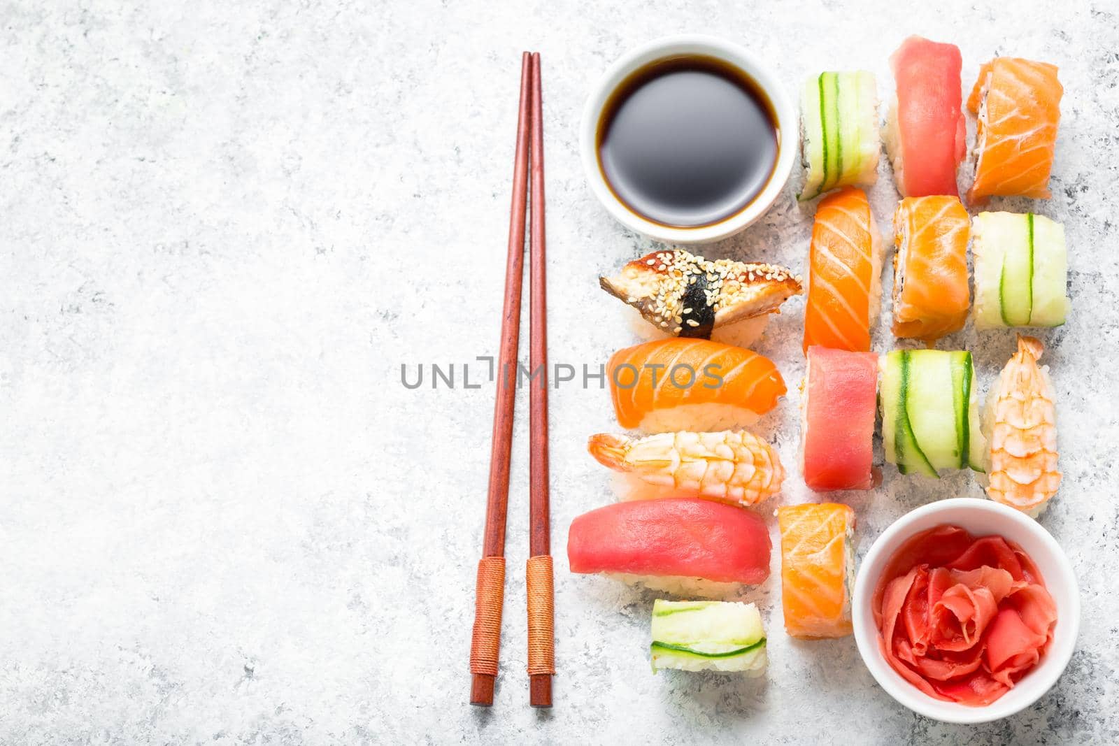 Sushi assorted set by its_al_dente