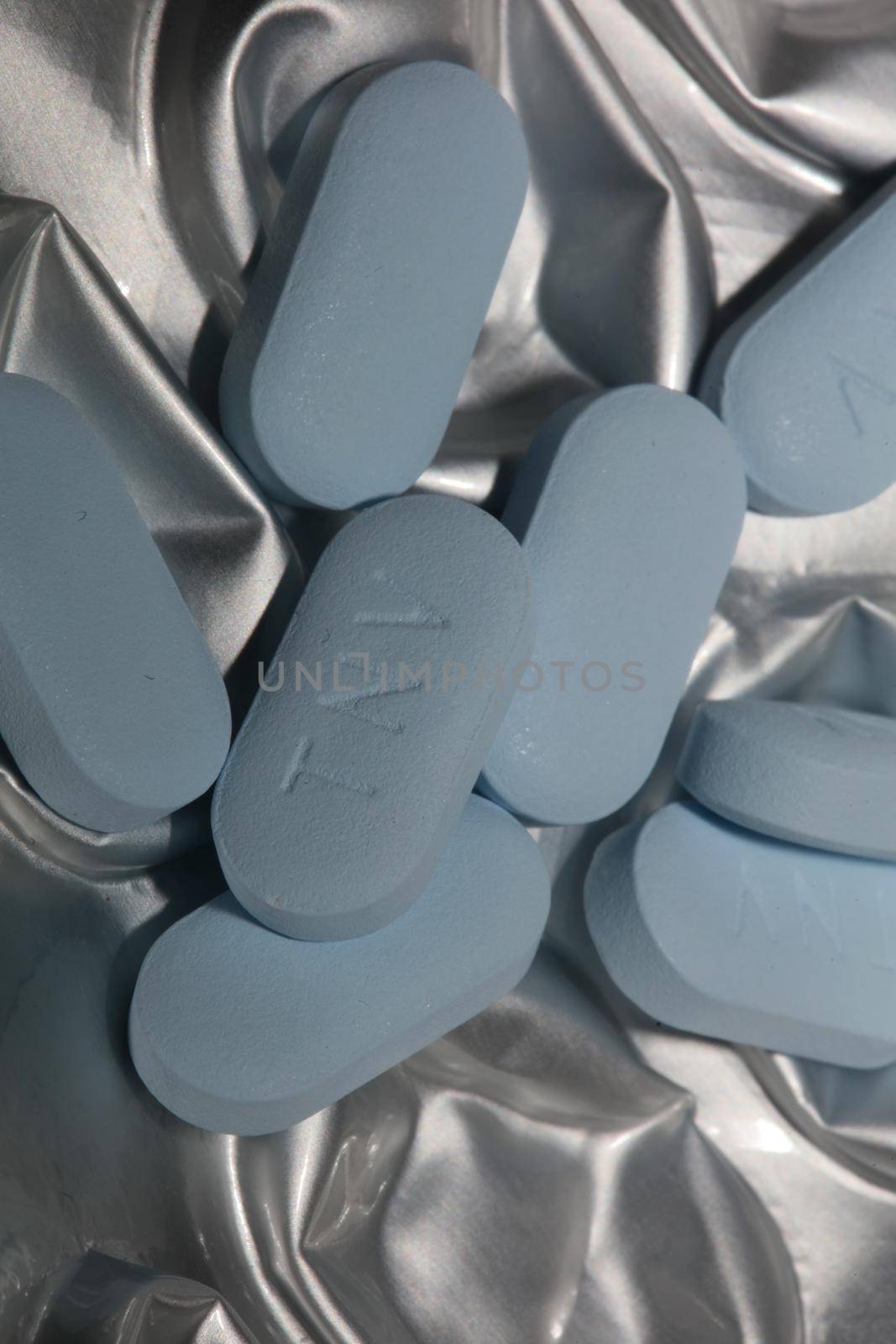 Blue medical pills close up background modern metal prints big size high quality printings round pills macro pharmacy wall poster home decor