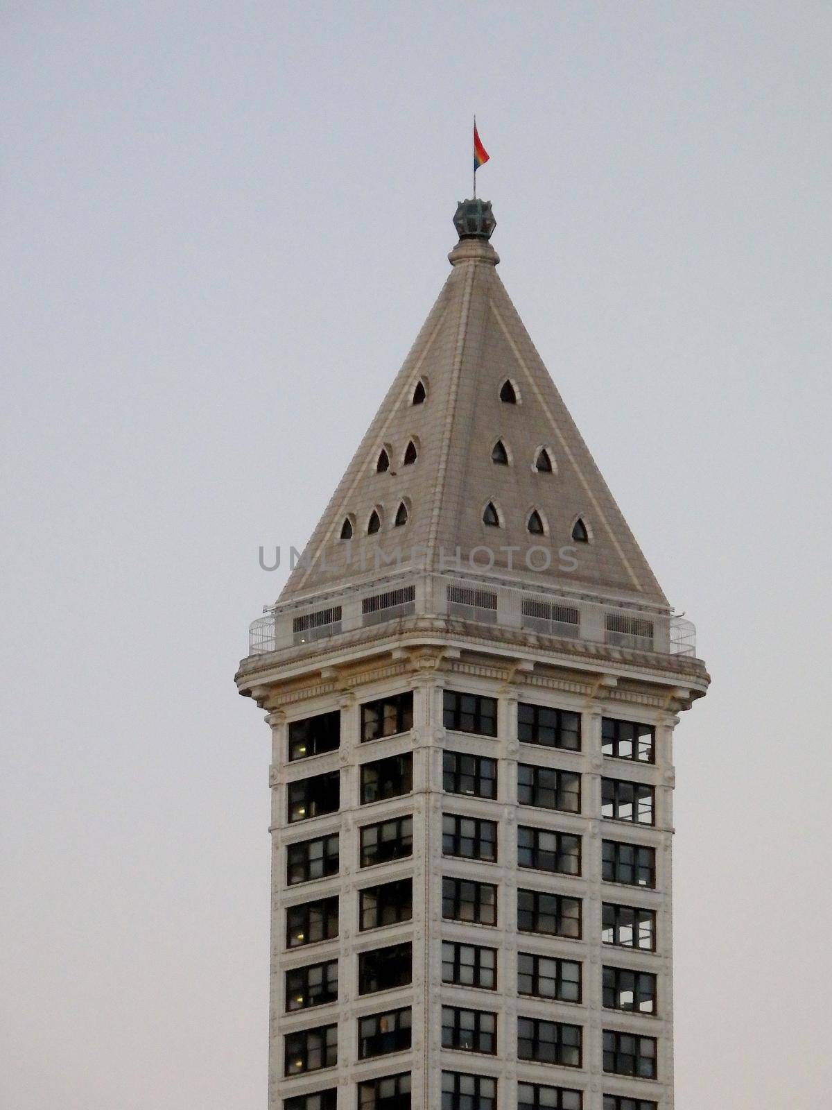 Top of the Smith Tower building and observation deck by EricGBVD