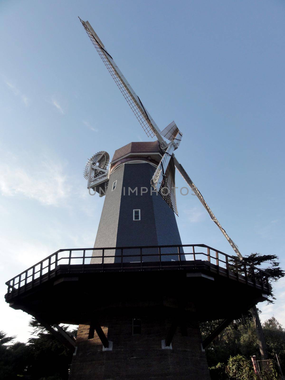 Murphy Windmill by EricGBVD