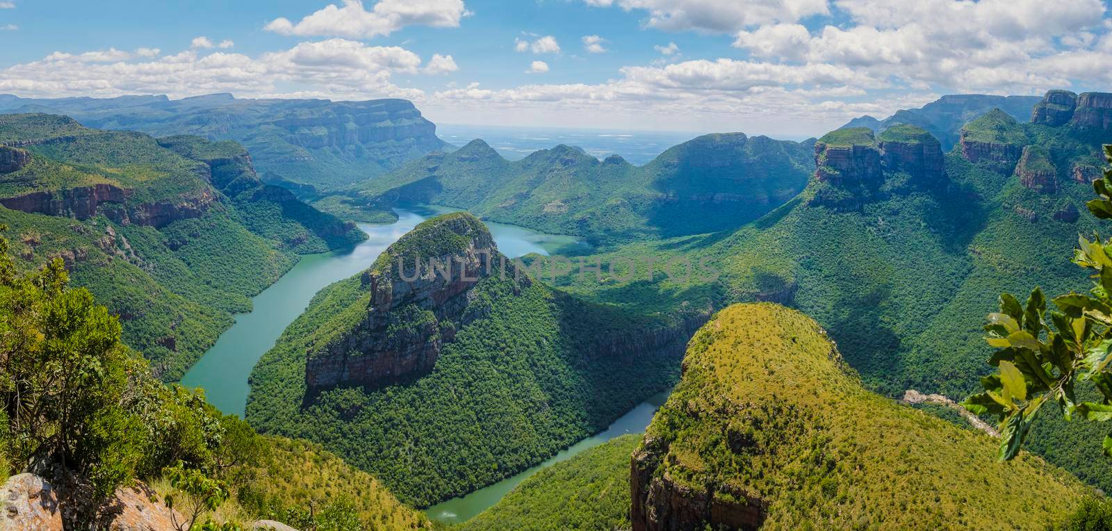 Panorama Route South Africa, Blyde river canyon with the three rondavels Panorama route South Africa by fokkebok