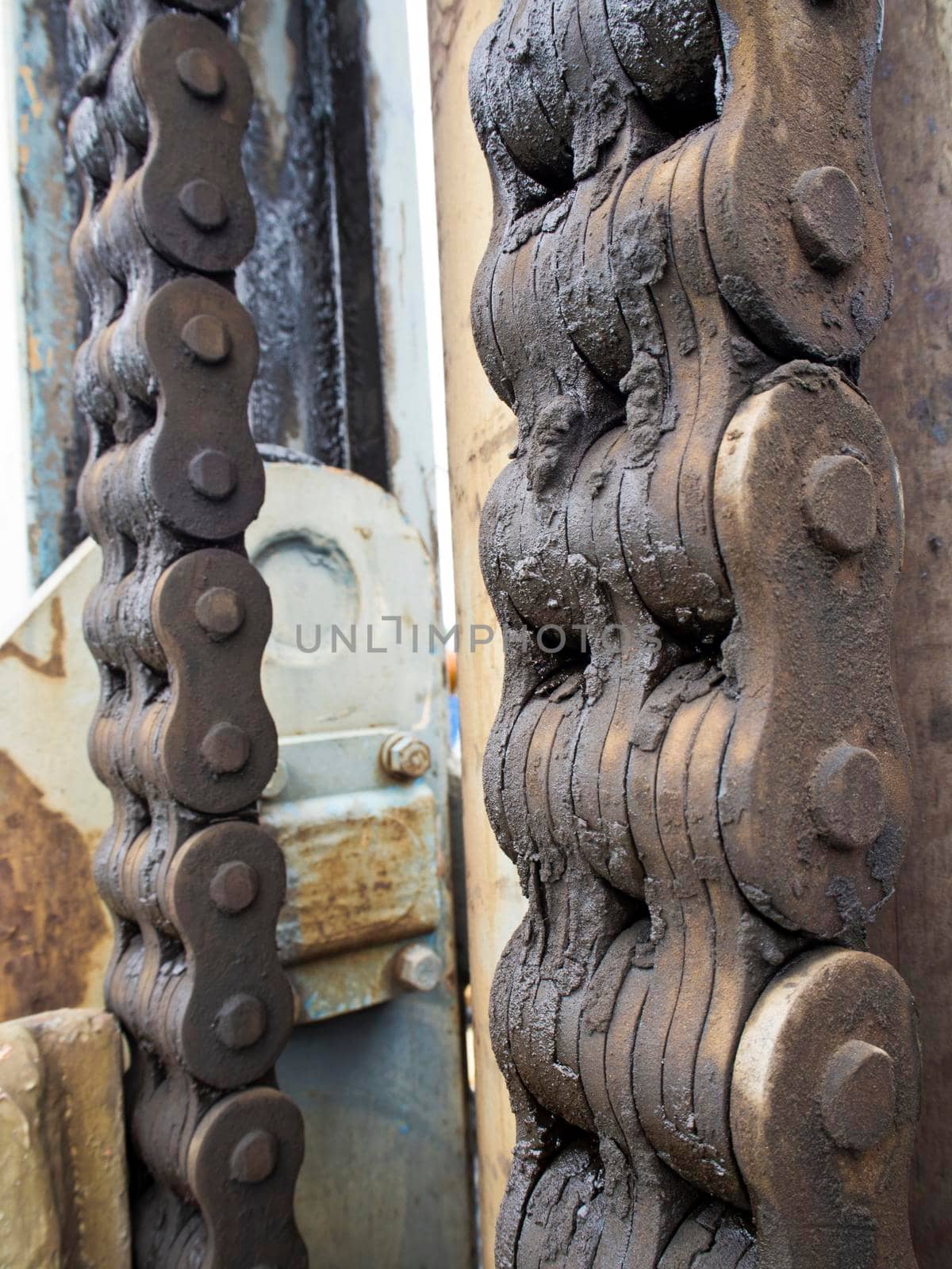 Transmission chain in Industrial plant