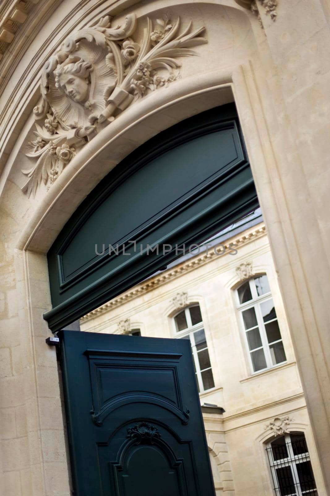Door open of a French mansion in Bordeaux