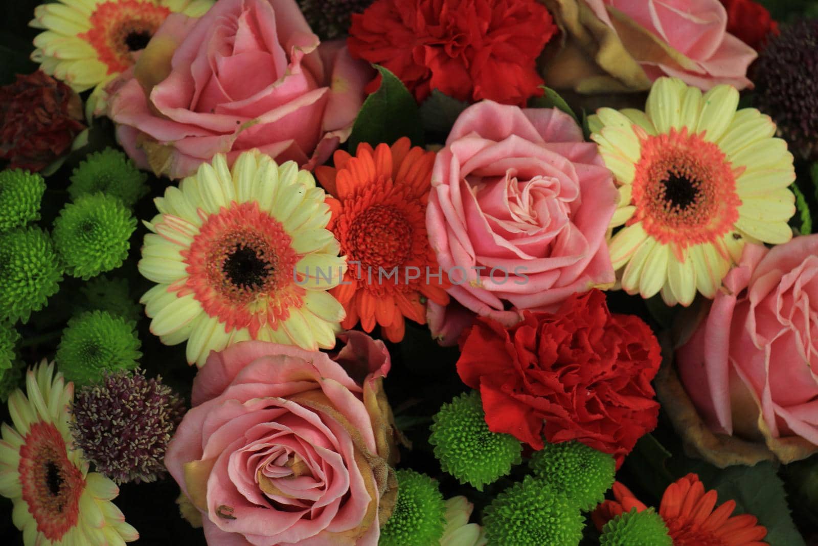 Pastel flower arrangement by studioportosabbia