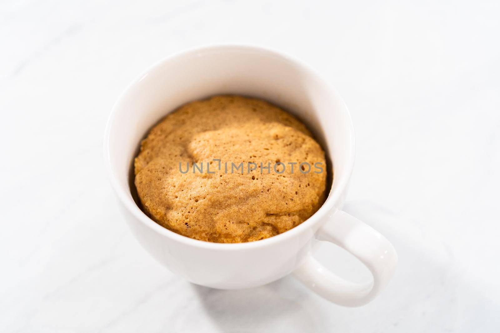 Pumpkin mug cake by arinahabich