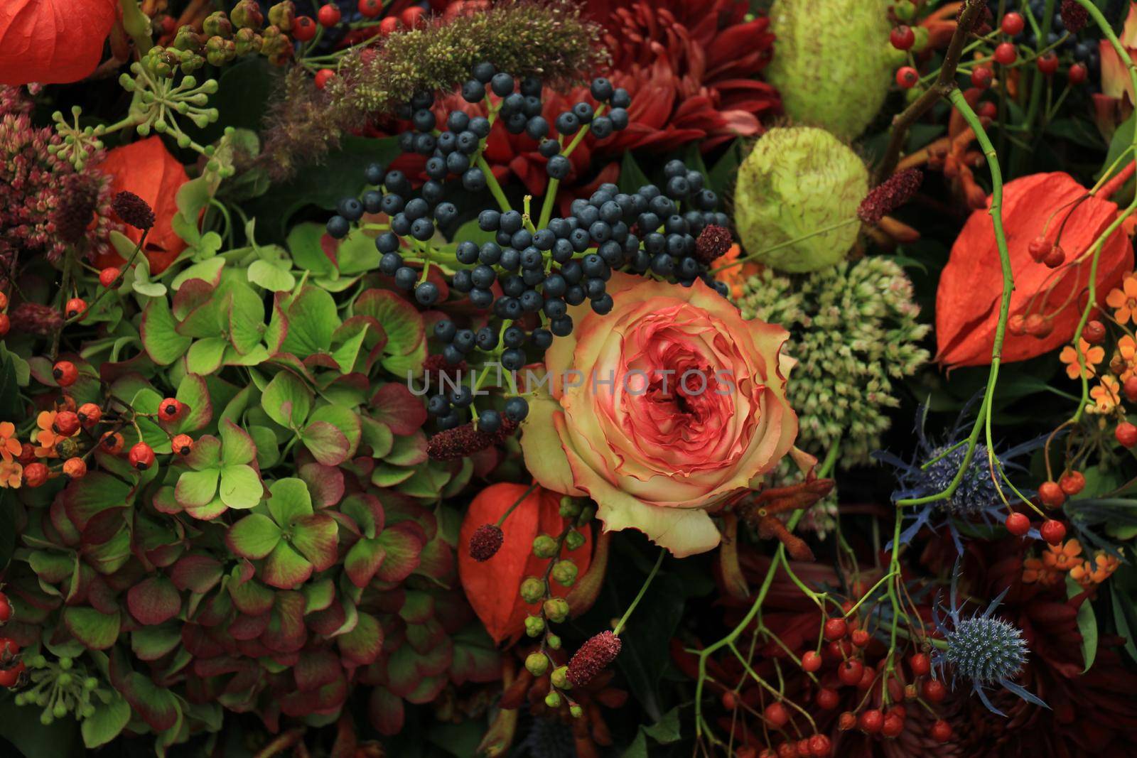 Mixed autumn flower arrangement: various flowers in different autumn colors for a fall wedding by studioportosabbia