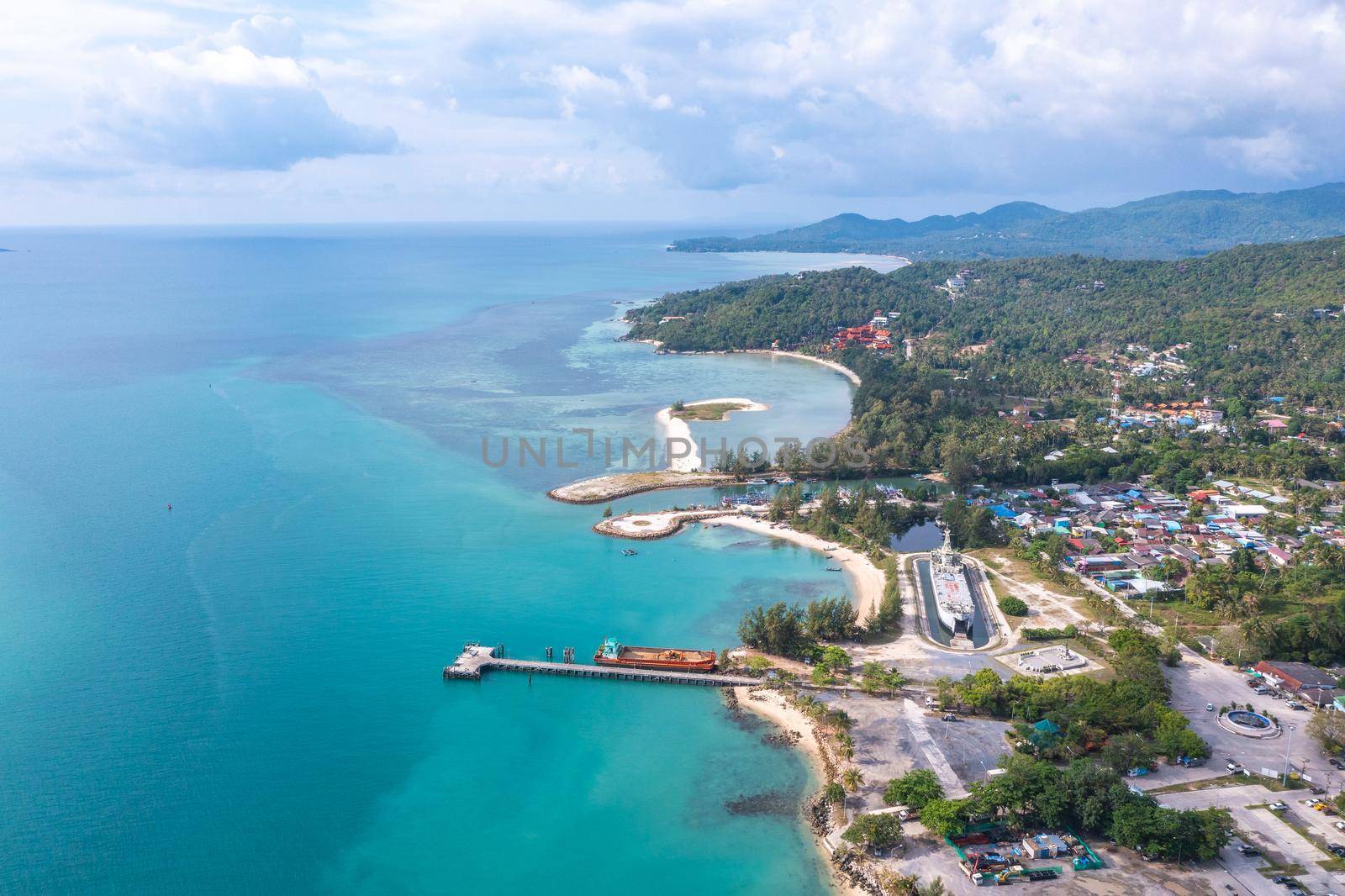 Aerial view of Thong Sala pier, boat and koh Tae Nai in koh Phangan, Thailand, south east asia