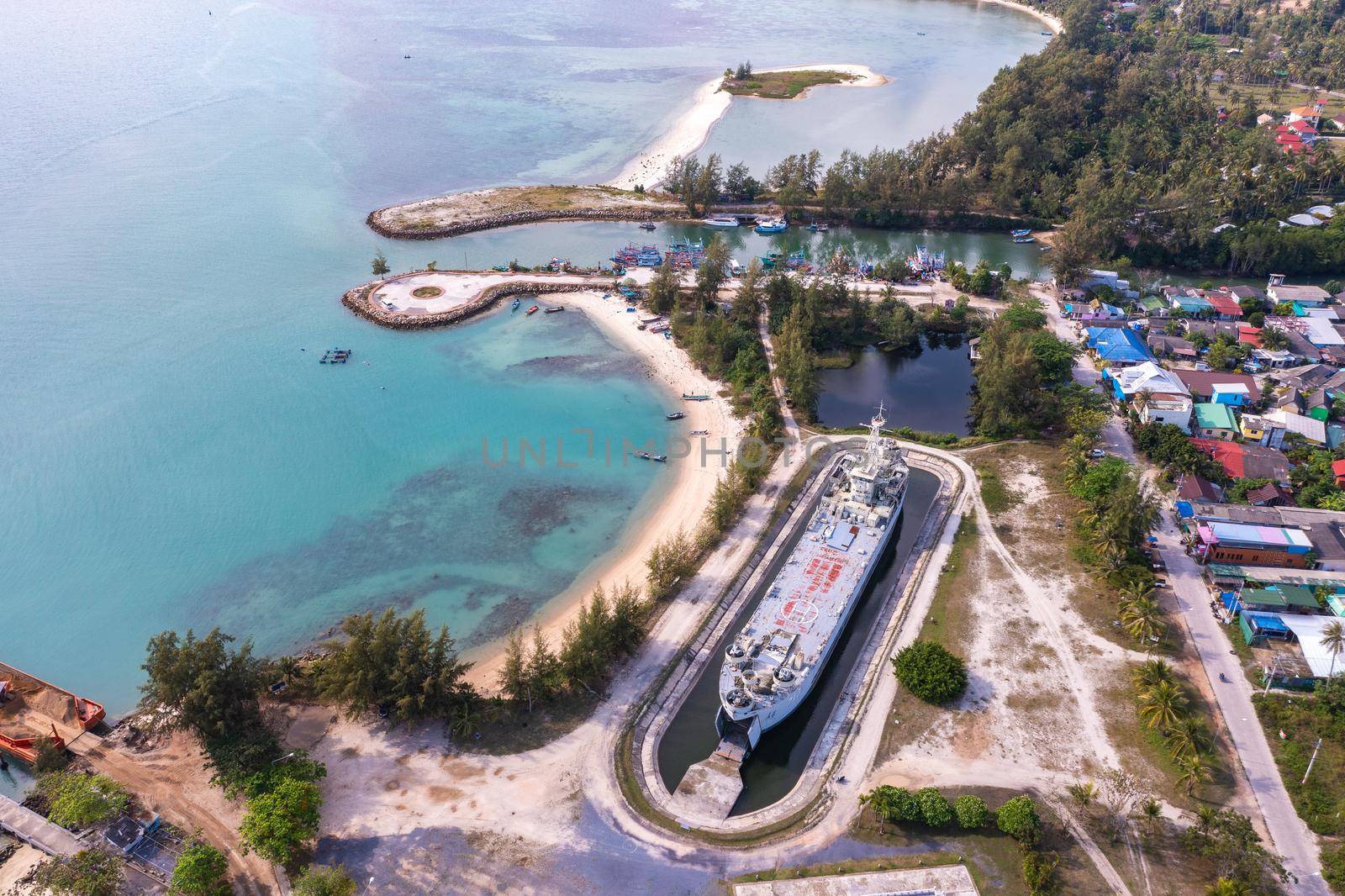 Aerial view of Thong Sala pier, boat and koh Tae Nai in koh Phangan, Thailand, south east asia