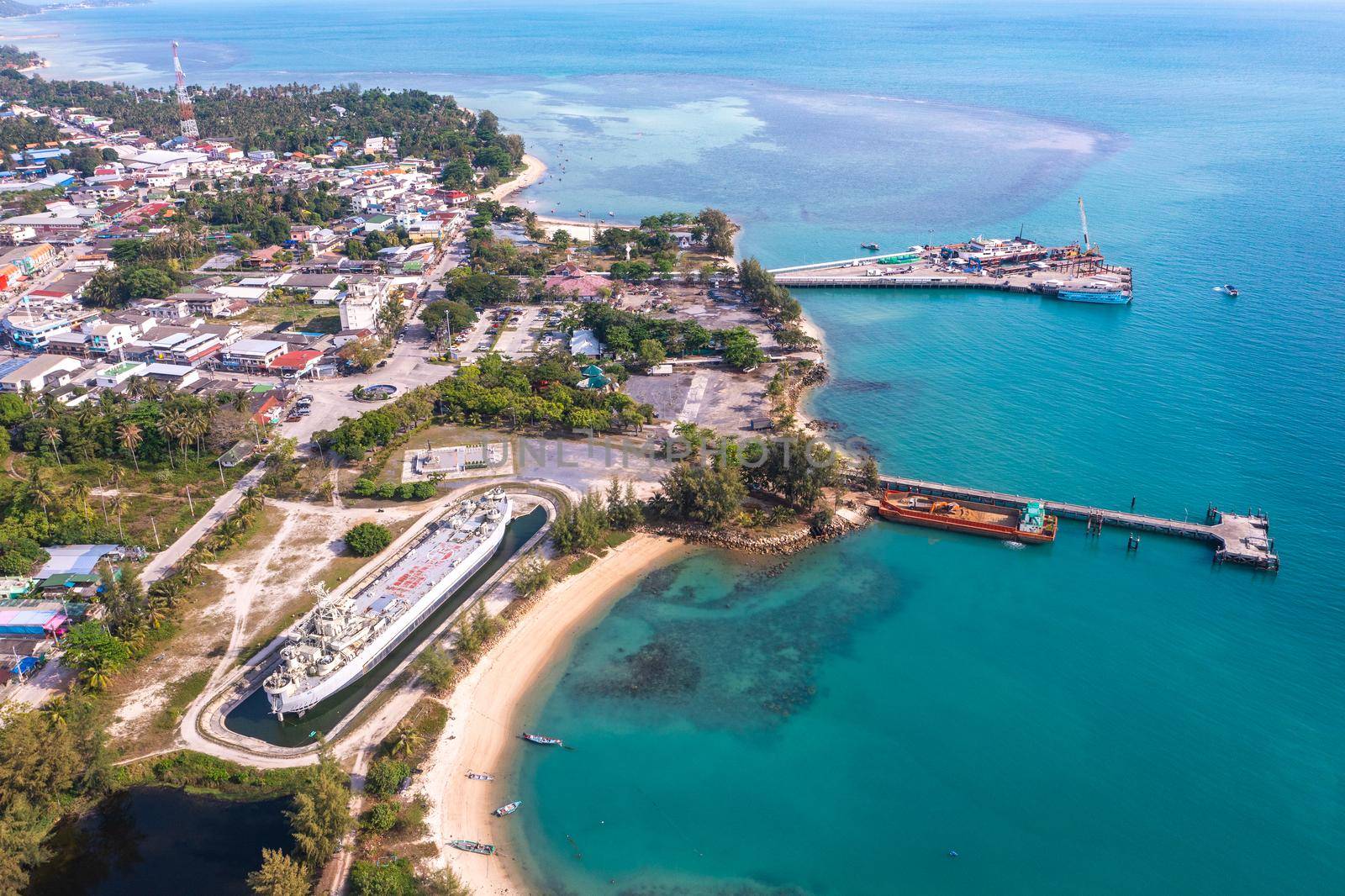 Aerial view of Thong Sala pier, boat and koh Tae Nai in koh Phangan, Thailand, south east asia