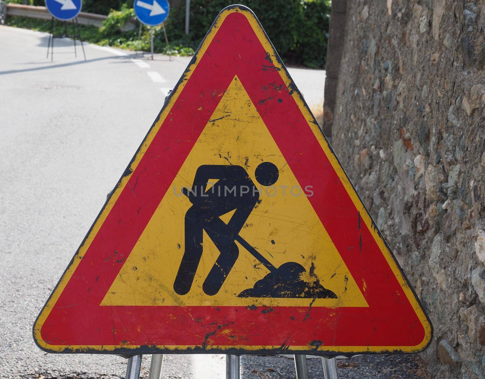 road works sign by claudiodivizia