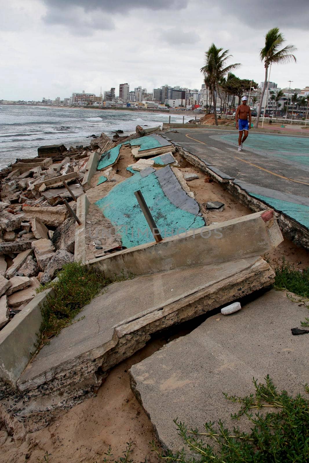 salvador, bahia / brazil - april 17, 2013: destruction caused by the force of the tide of the square by the sea in the neighborhood of Pituba in the city of Salvador.


