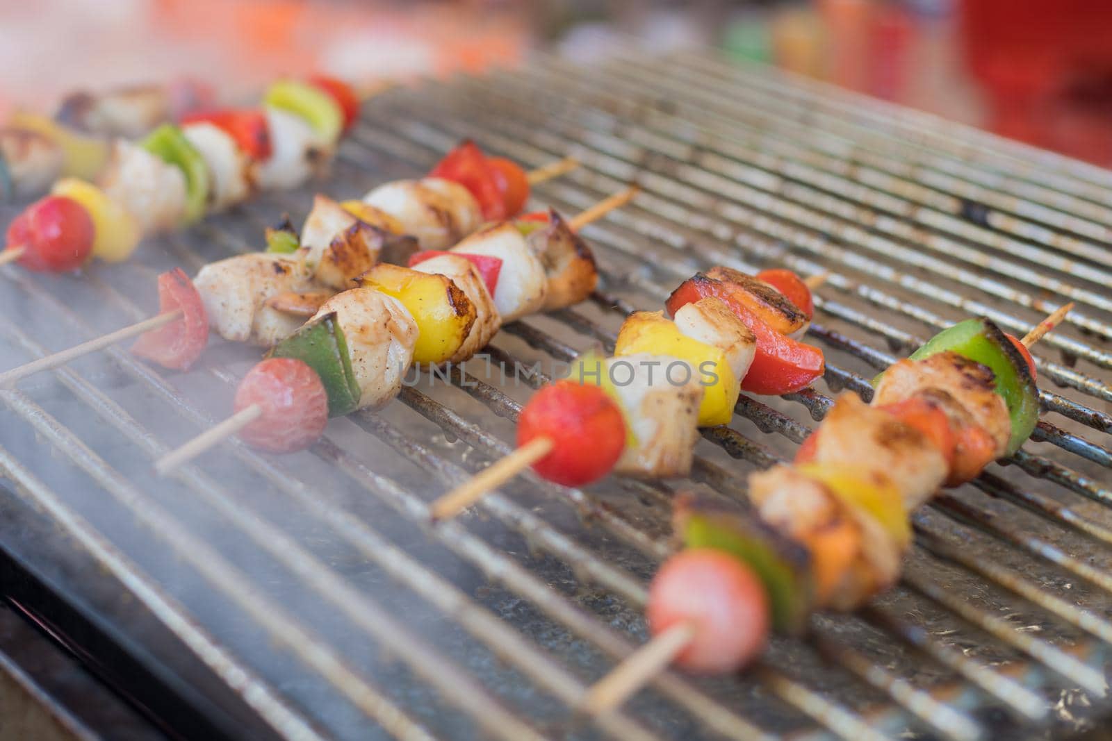 Grilled scallops barbecue with tomato and pepper