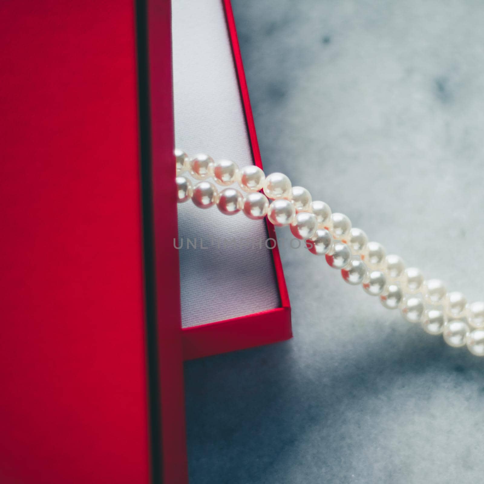 wonderful pearls in a red gift box, luxe present - jewellery and luxury gift for her styled concept by Anneleven