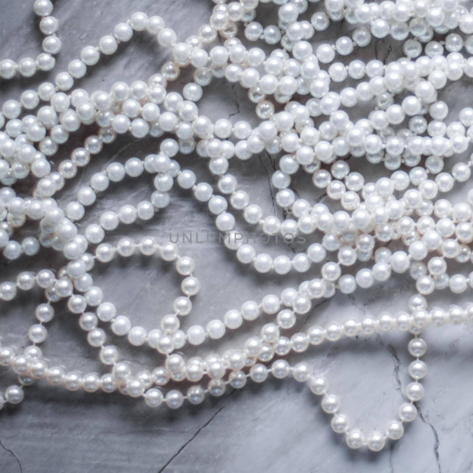 wonderful pearl jewellery by Anneleven