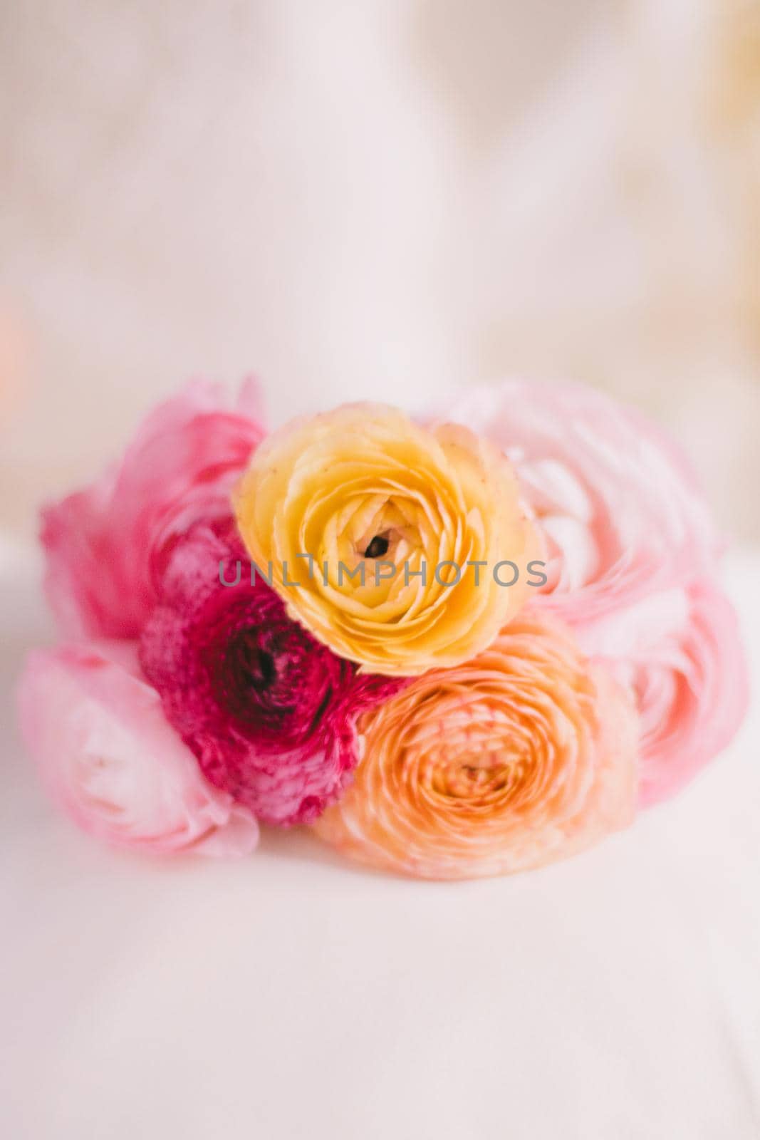 rose flowers bridal bouquet - wedding, holiday and floral garden styled concept by Anneleven