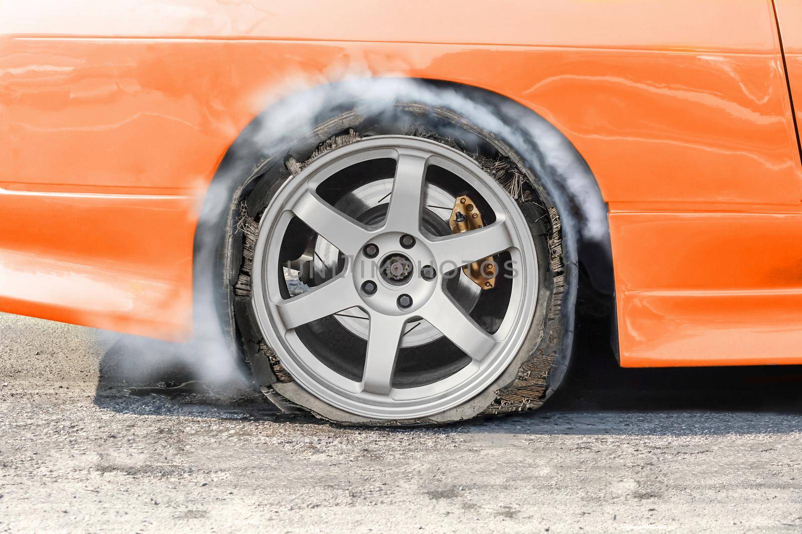 burst tire on the road by toa55