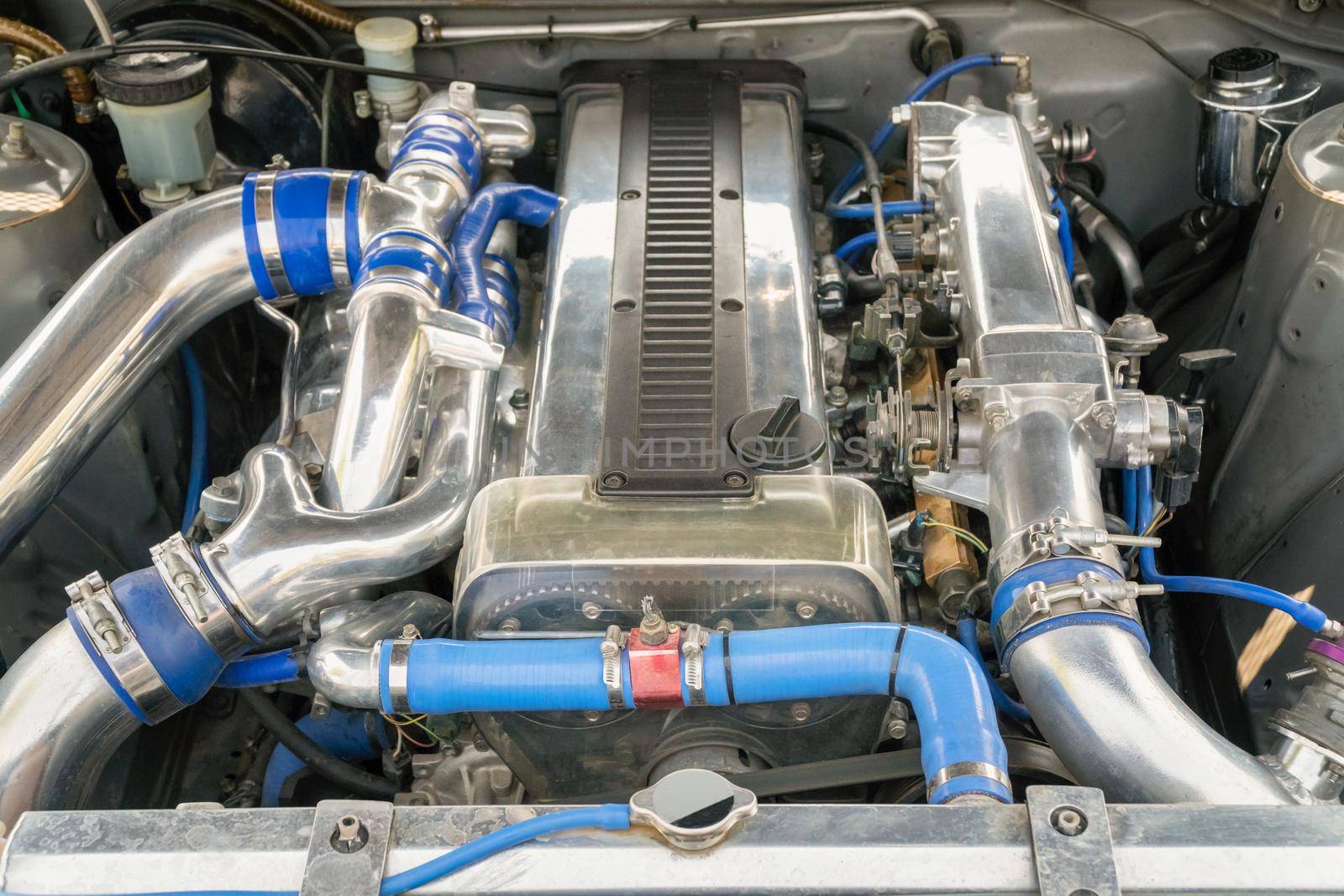 Race car engine , 6 Cylinder type