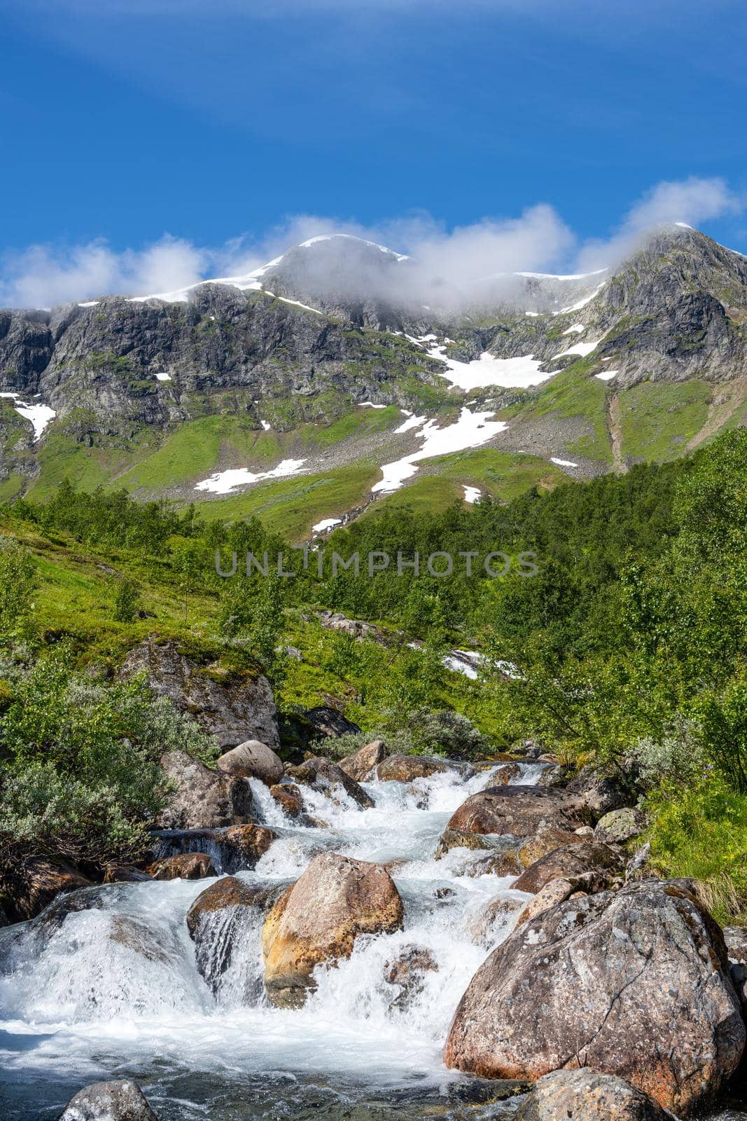 Beautiful mountain landscape in Norway by elxeneize