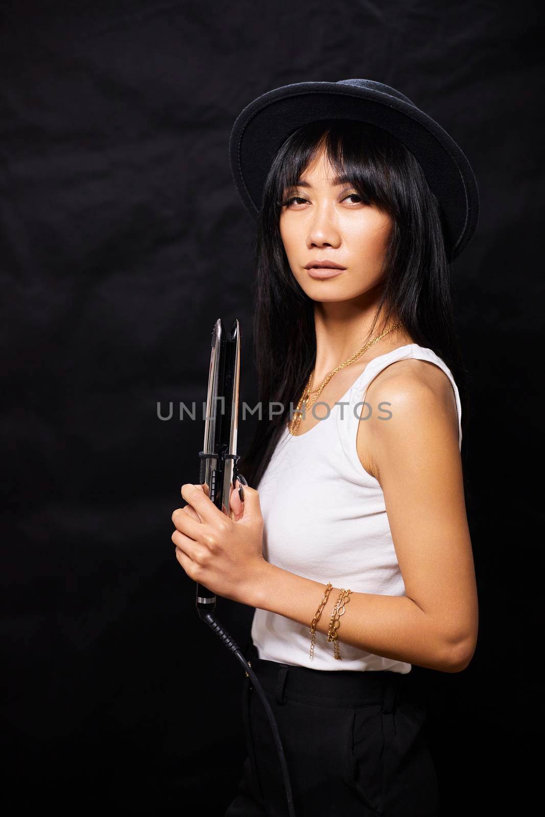 Portrait of beautiful Asian women are cool and confident in casual clothes over white background. People lifestyle concept. Mock up copy space. Fashion model. attractive elegant woman.