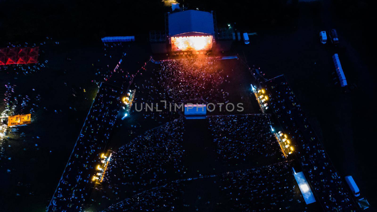 concert light show, Stage lights, Festival field