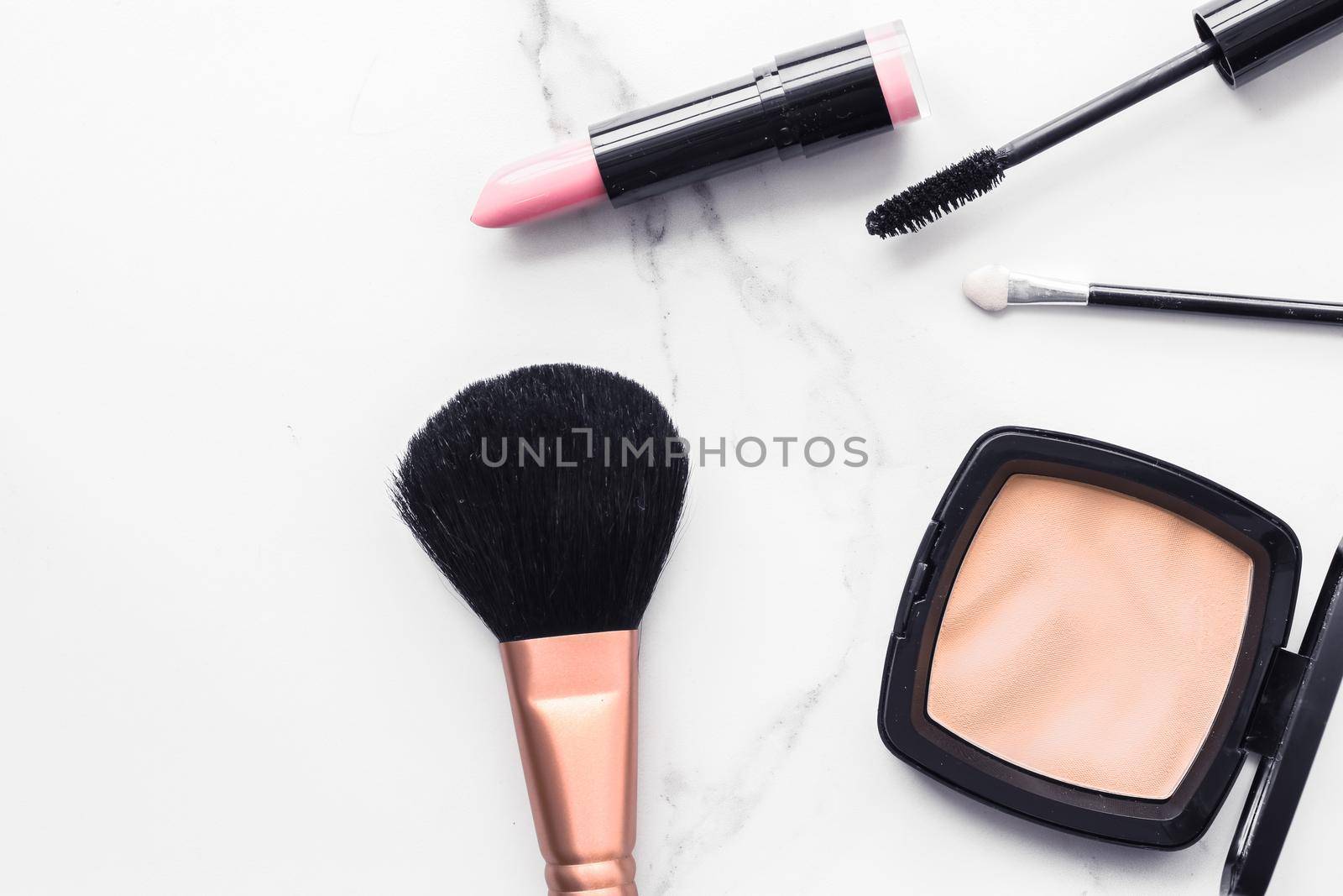 Modern feminine lifestyle, blog background and styled stock concept. Beauty and fashion inspiration - Make-up and cosmetics flatlay on marble