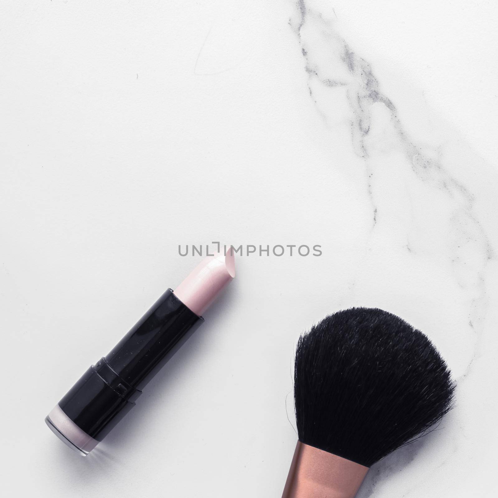 Modern feminine lifestyle, blog background and styled stock concept. Beauty and fashion inspiration - Make-up and cosmetics flatlay on marble