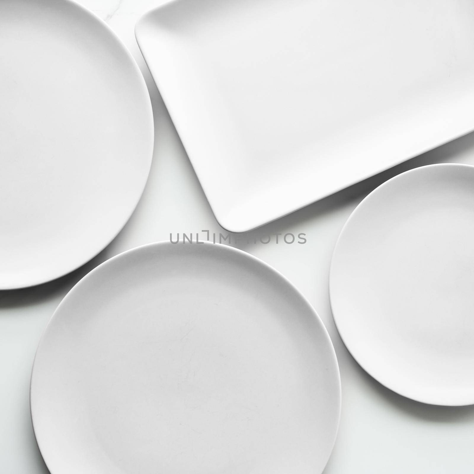 White empty plate on marble, flatlay - stylish tableware, romantic table decor and food menu concept. Serve the perfect dish
