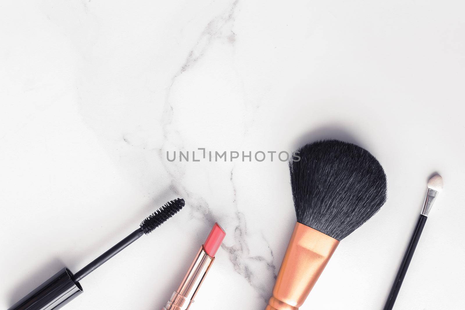 Modern feminine lifestyle, blog background and styled stock concept. Beauty and fashion inspiration - Make-up and cosmetics flatlay on marble