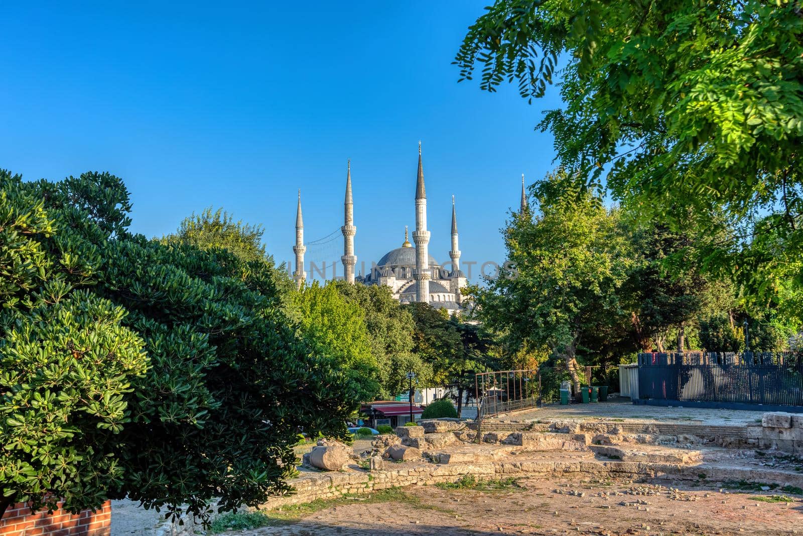 Famous Sultan Ahmed mosque, Istanbul, Turkey by artush