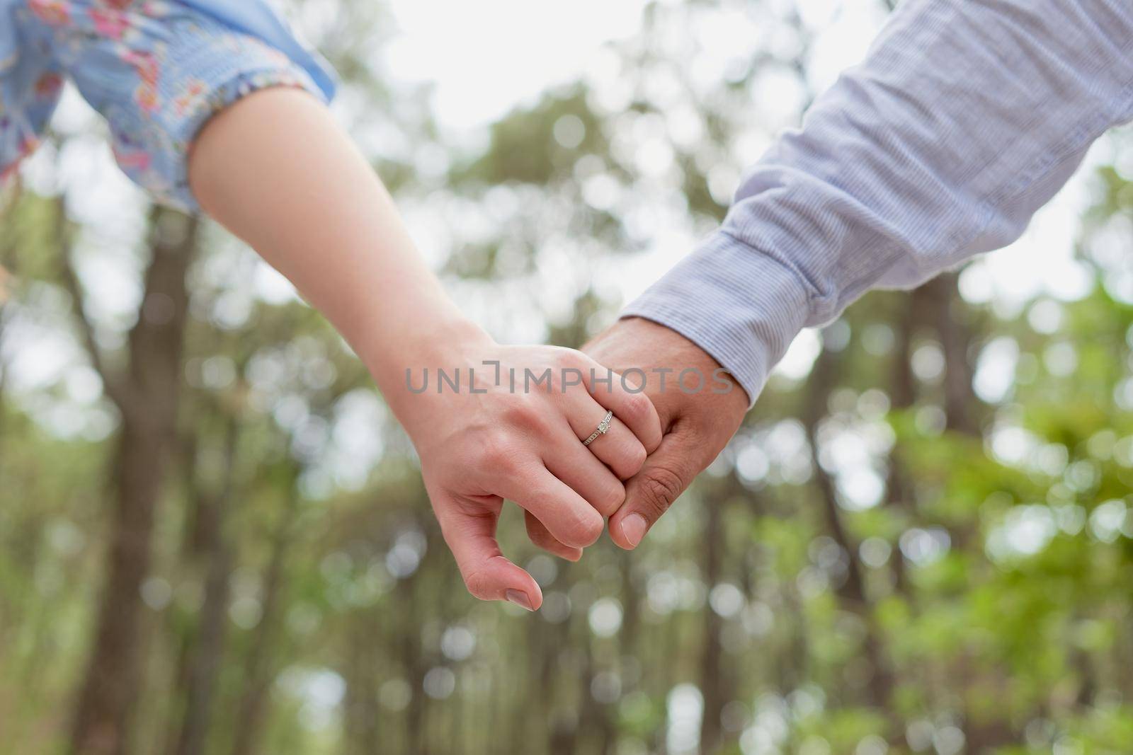 engagement ring, marriage proposal, girl showing off her engagement ring. engagement photo session.