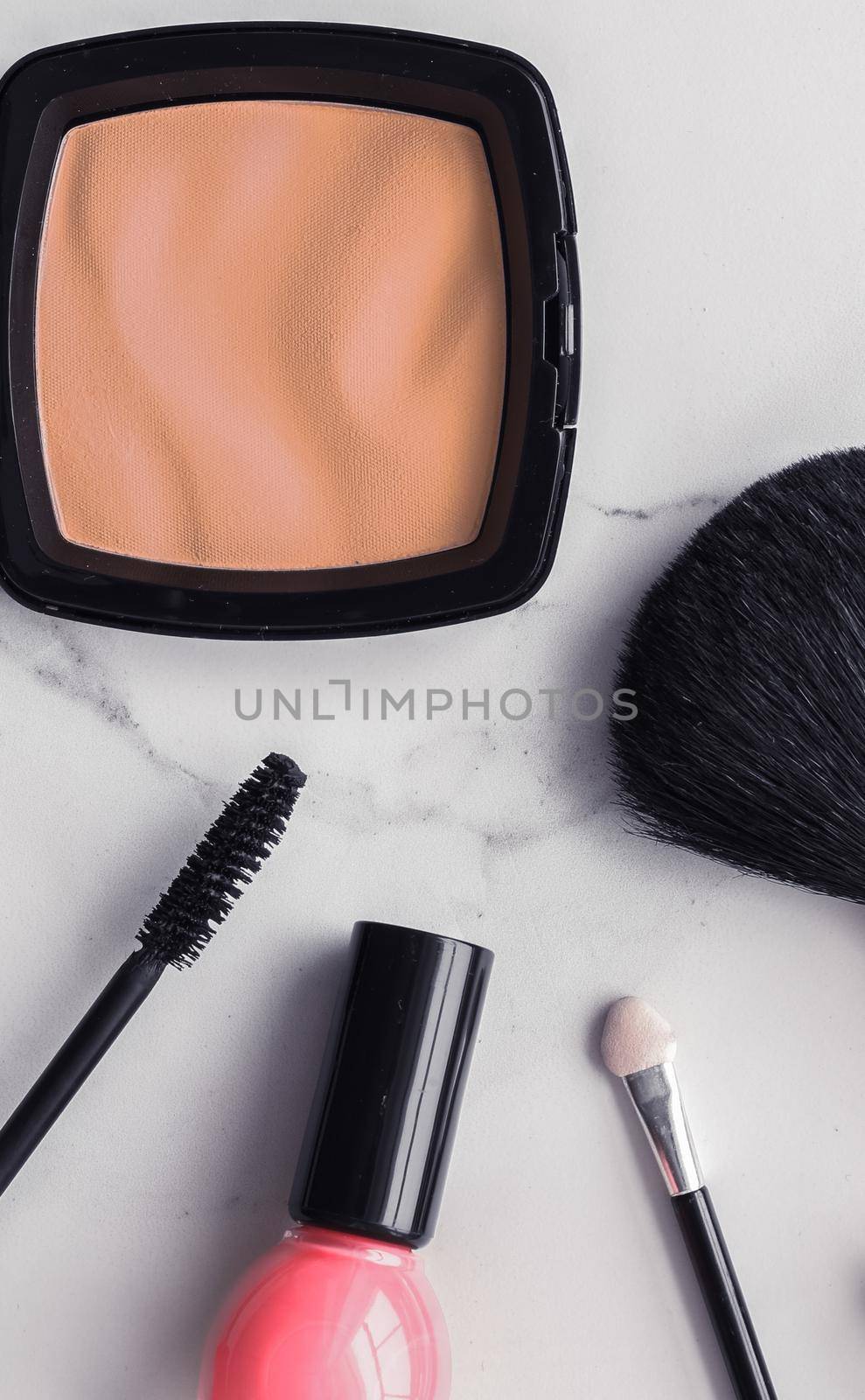 Modern feminine lifestyle, blog background and styled stock concept. Beauty and fashion inspiration - Make-up and cosmetics flatlay on marble