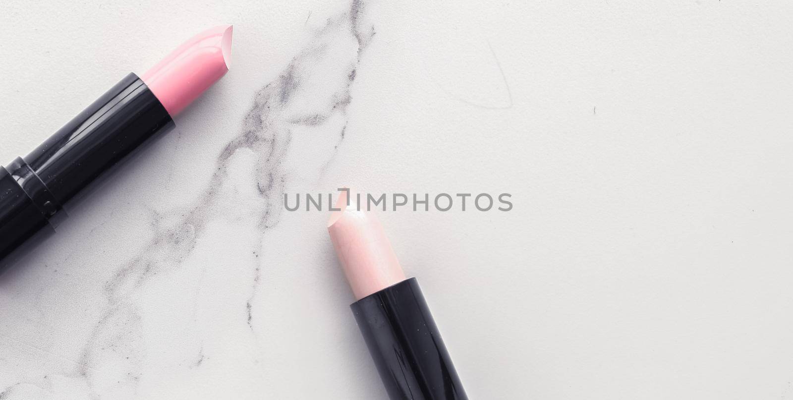 Modern feminine lifestyle, blog background and styled stock concept. Beauty and fashion inspiration - Make-up and cosmetics flatlay on marble