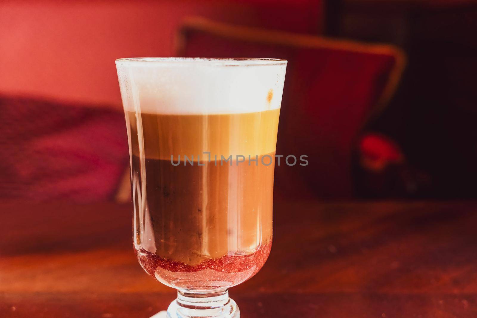 Breakfast, food and drinks and service concept - Latte in a restaurant, at a coffee break