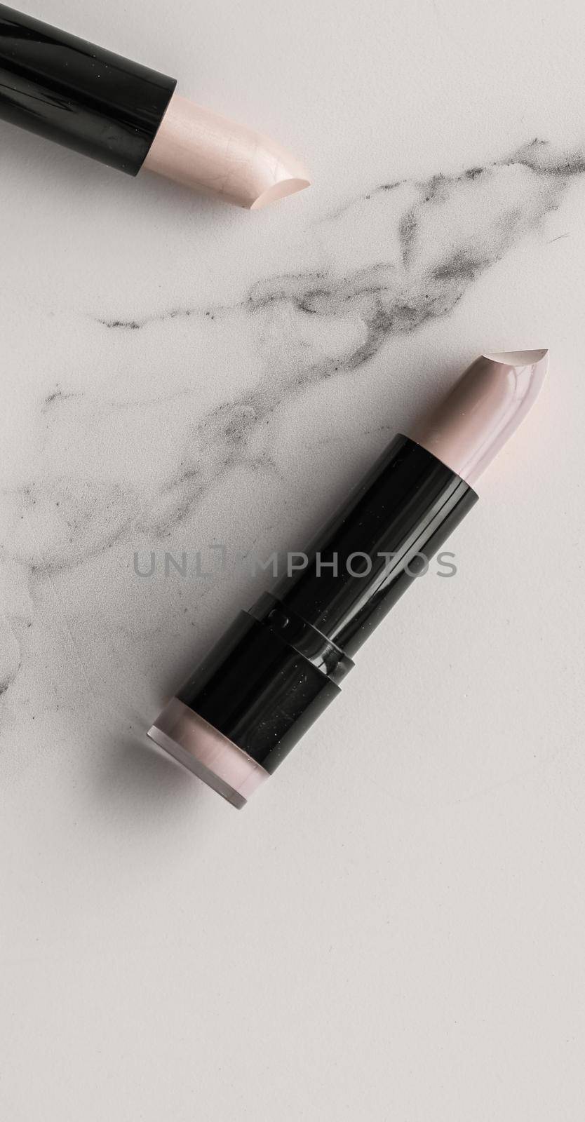 Make-up and cosmetics products on marble, flatlay background - modern feminine lifestyle, beauty blog and fashion inspiration concept