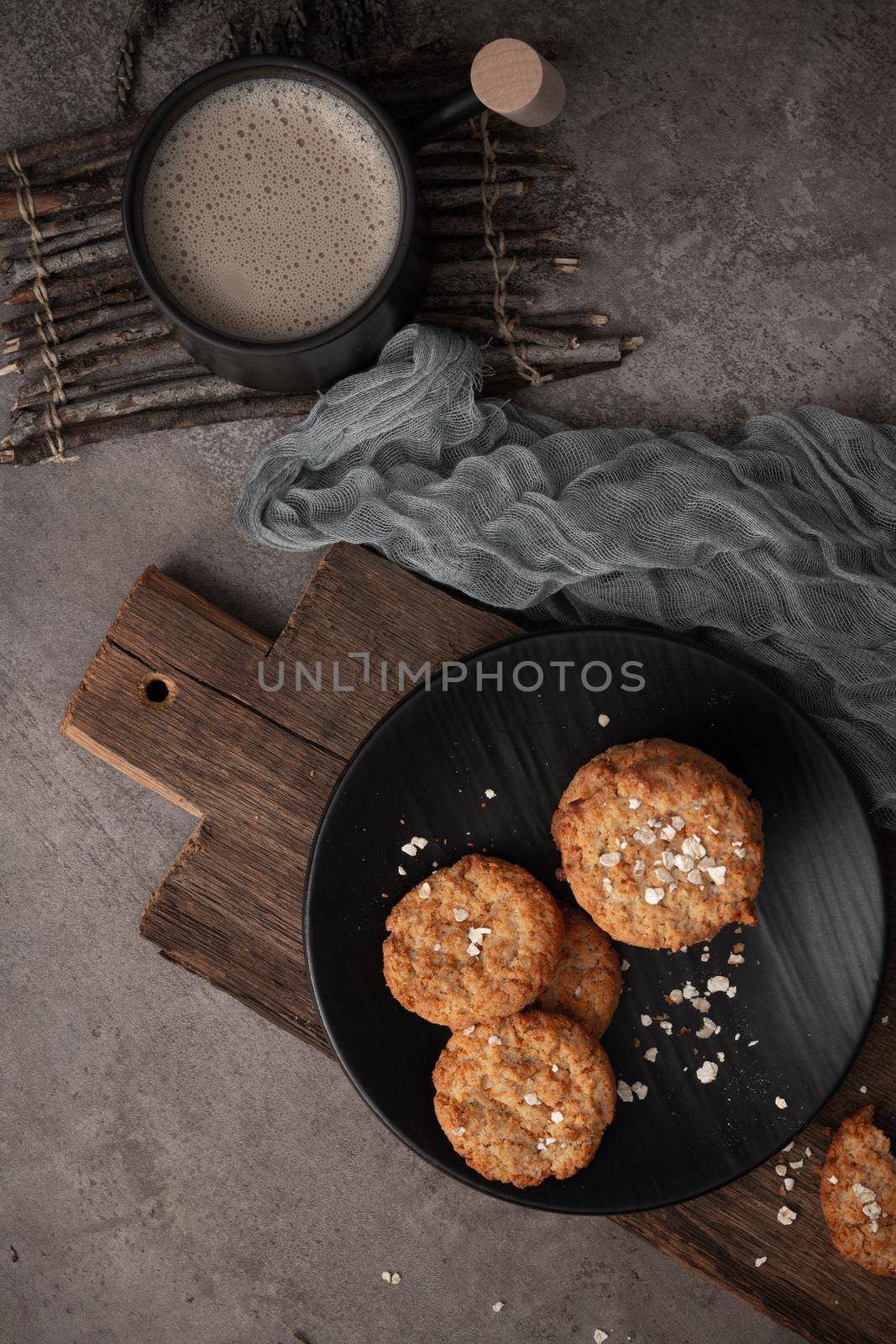 Homemade oatmeal raisin cookies by homydesign