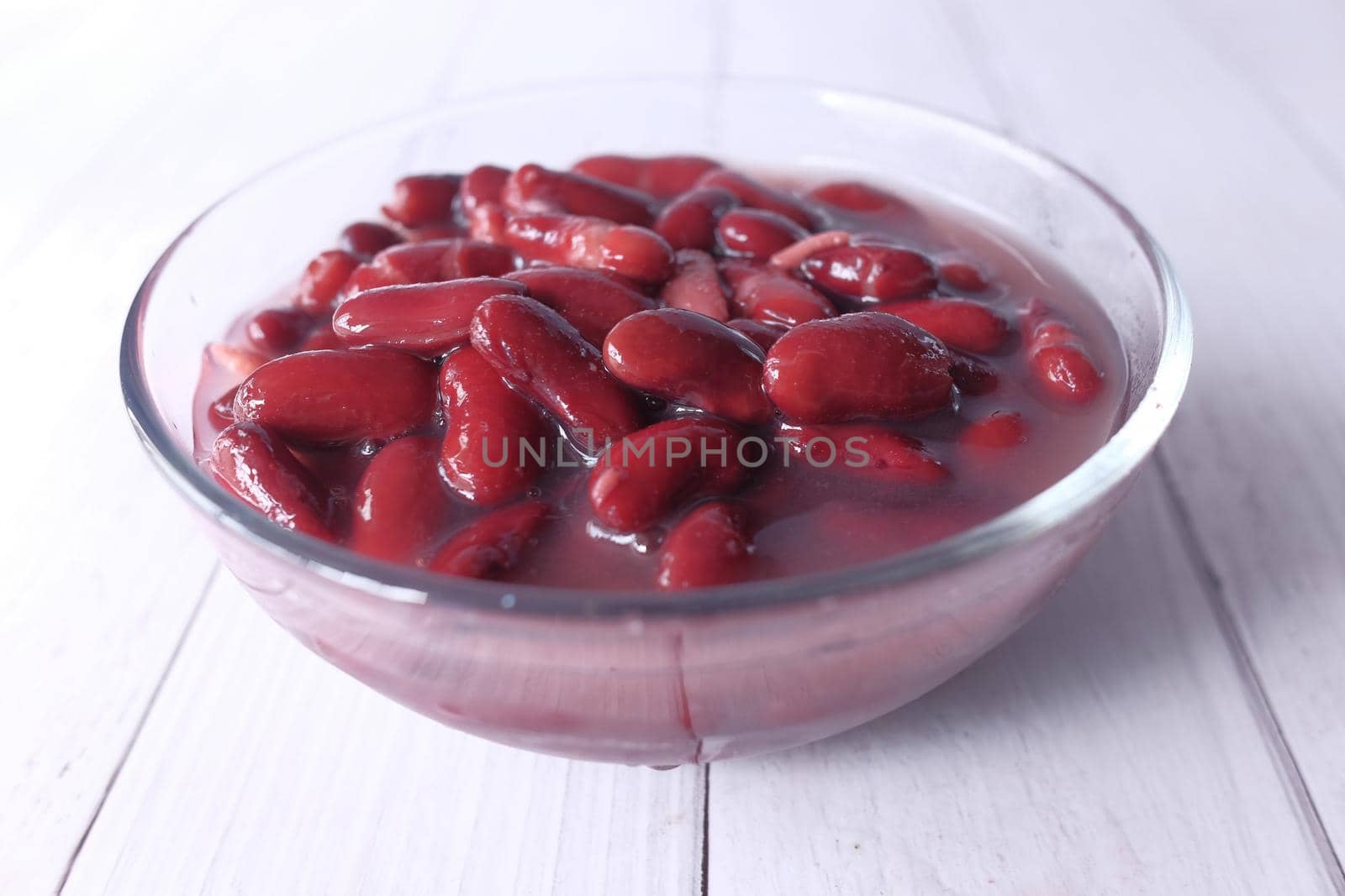Grains Red bean in a bowl on table